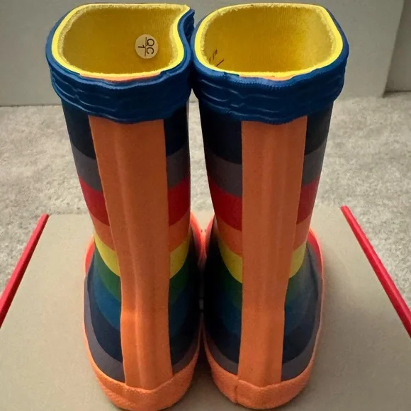 NEW in Box Hunter Kids’ Classic Waterproof Rain Boots, Rainbow 🌈, Toddler 6M - Picture 11 of 12